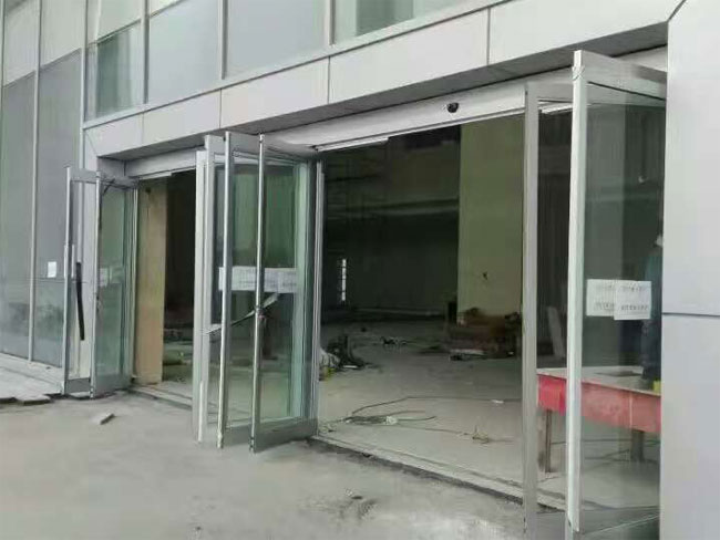 日本加藤紧急疏散逃生门